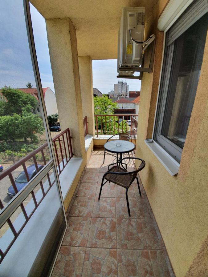 Fischer Apartman 3 Hajduszoboszlo Exterior photo